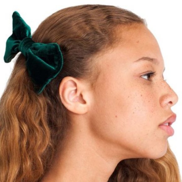 Velvet Bow Hair Clip - Picture 2 of 4